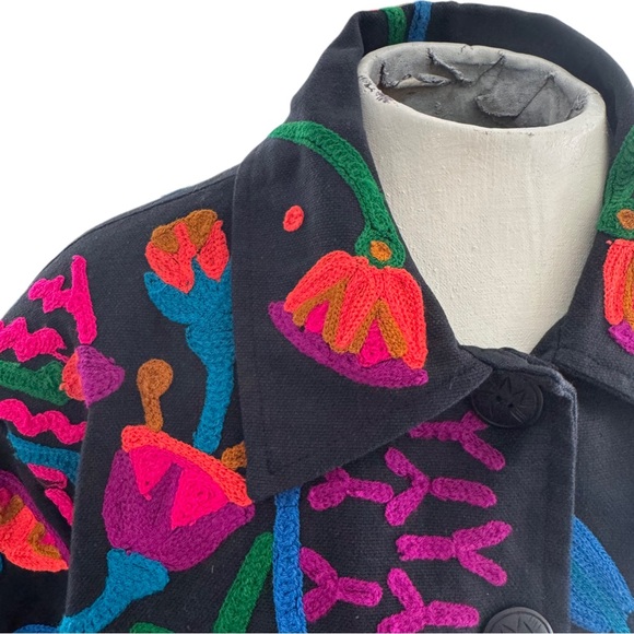 Vintage Boho Embroidered Coat Size Medium - Picture 3 of 9